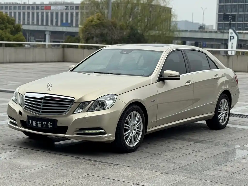 Mercedes-Benz E-Class 2011