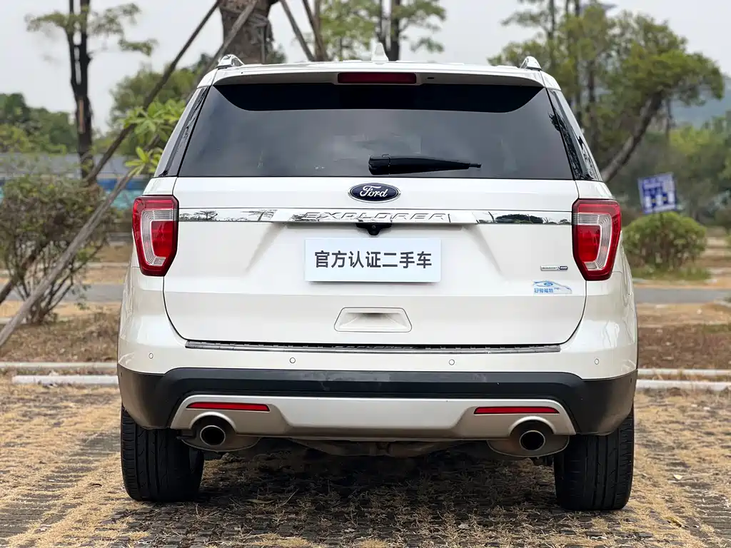 Ford Explorer 2018 — фото 6