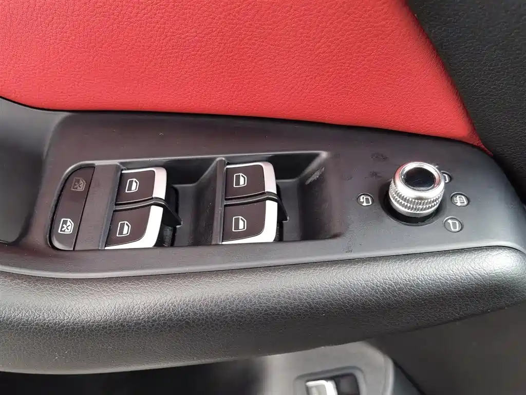 Audi Q5 2015 — фото 9