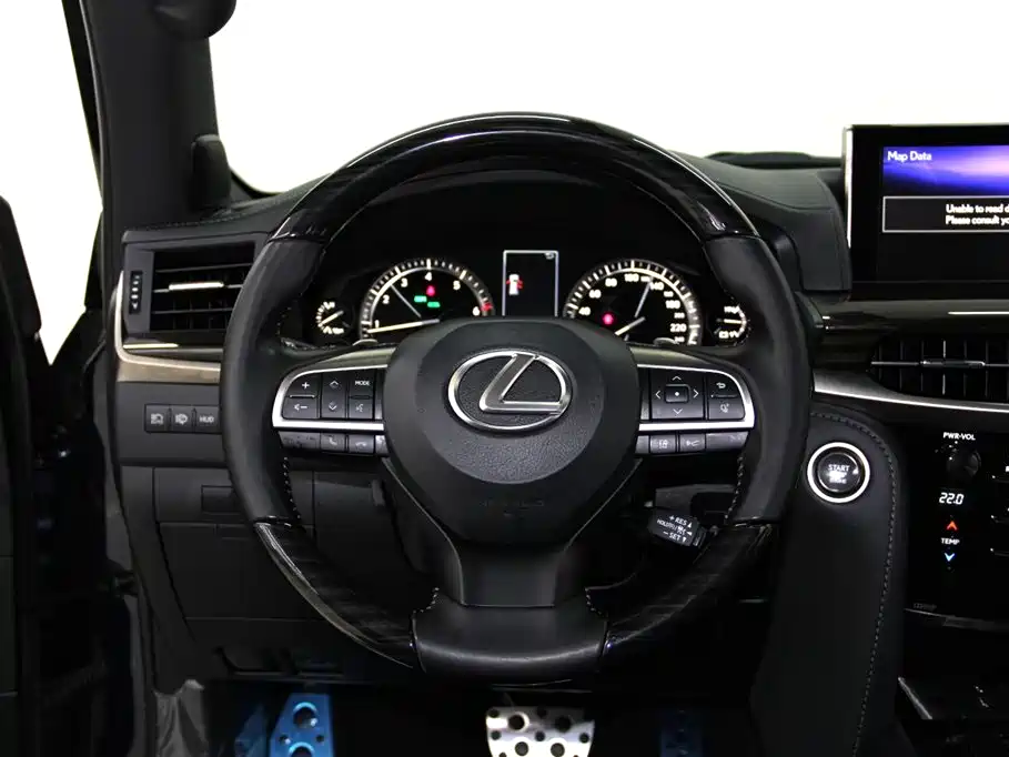 Lexus LX 2020 — фото 13