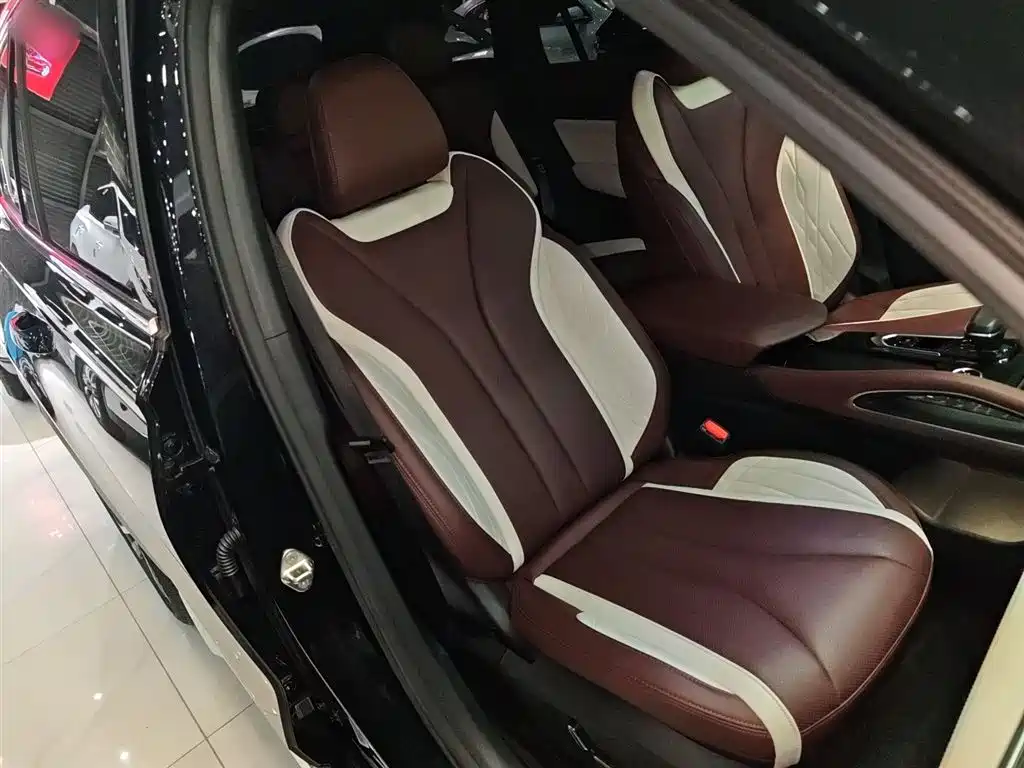 Geely Xingyue L 2023 — фото 3