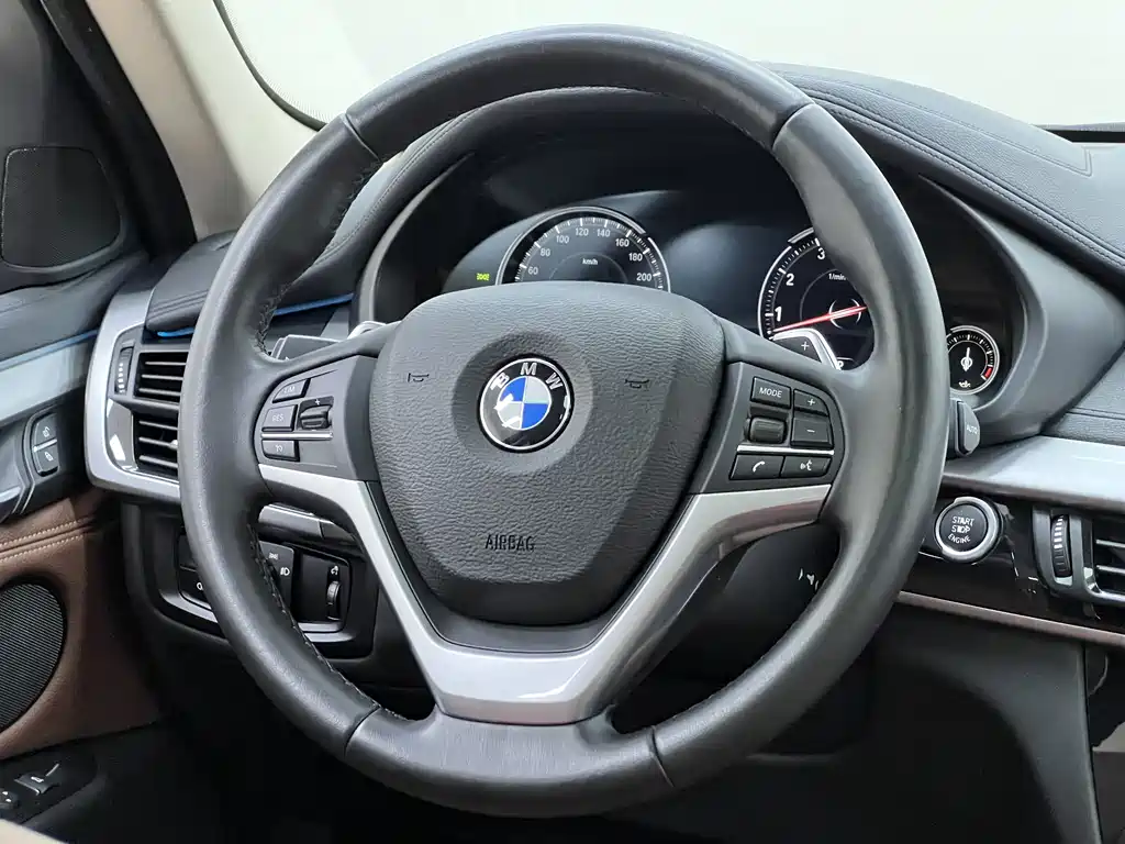 BMW X6 2019 — фото 16