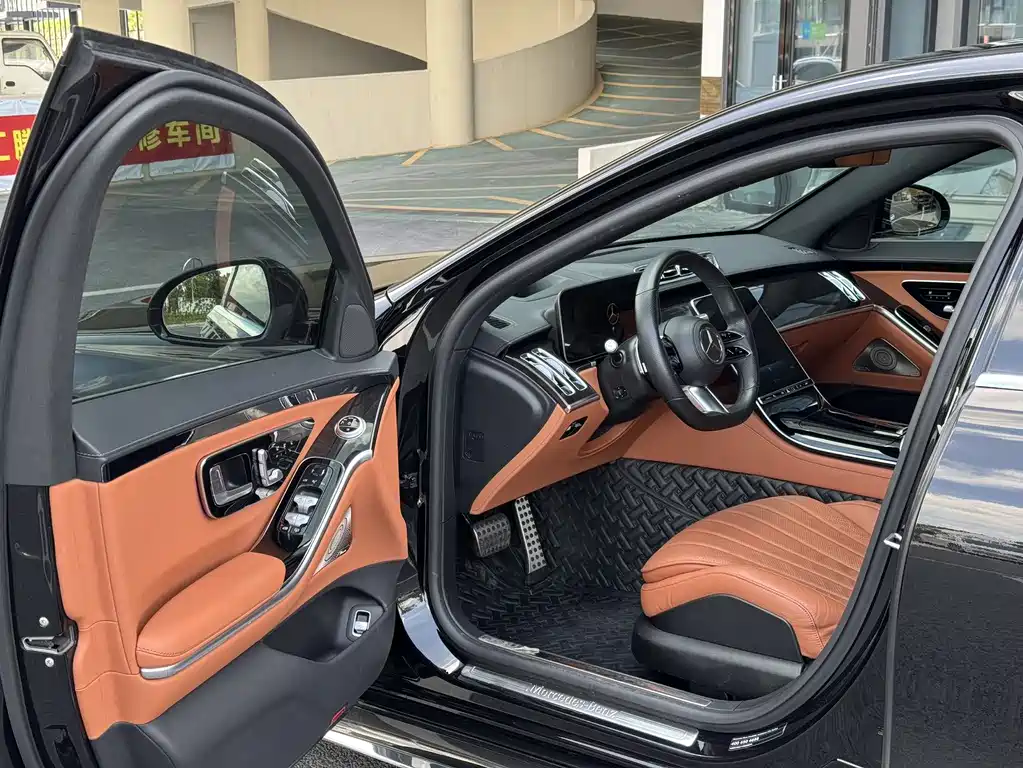 Mercedes-Benz S-Class 2021