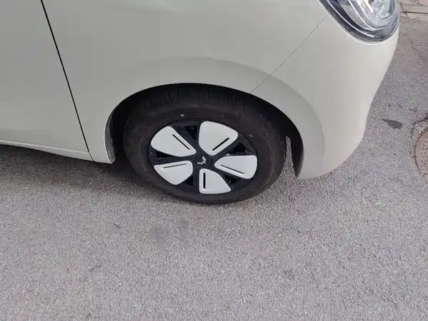 Wuling Hongguang MINIEV 2025