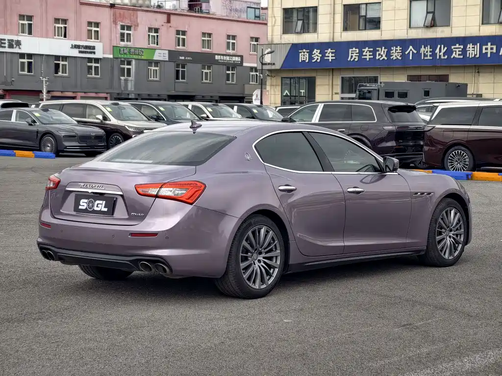 Maserati Ghibli 2019 — фото 14