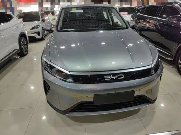 BYD Sealion 05 DM-i 2026