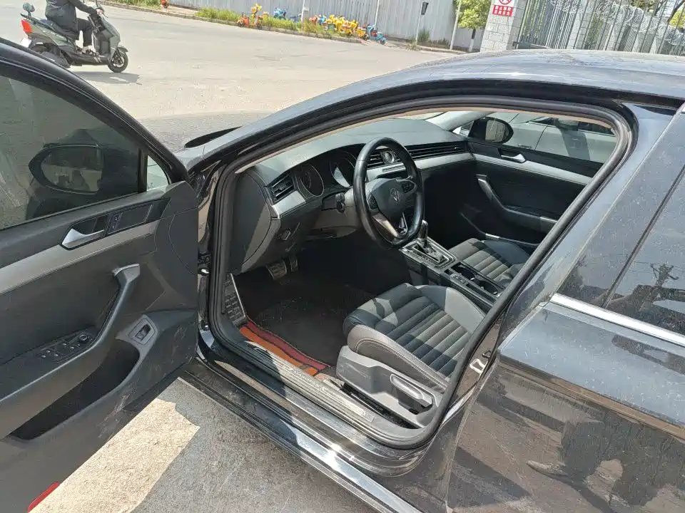 Volkswagen Magotan 2021