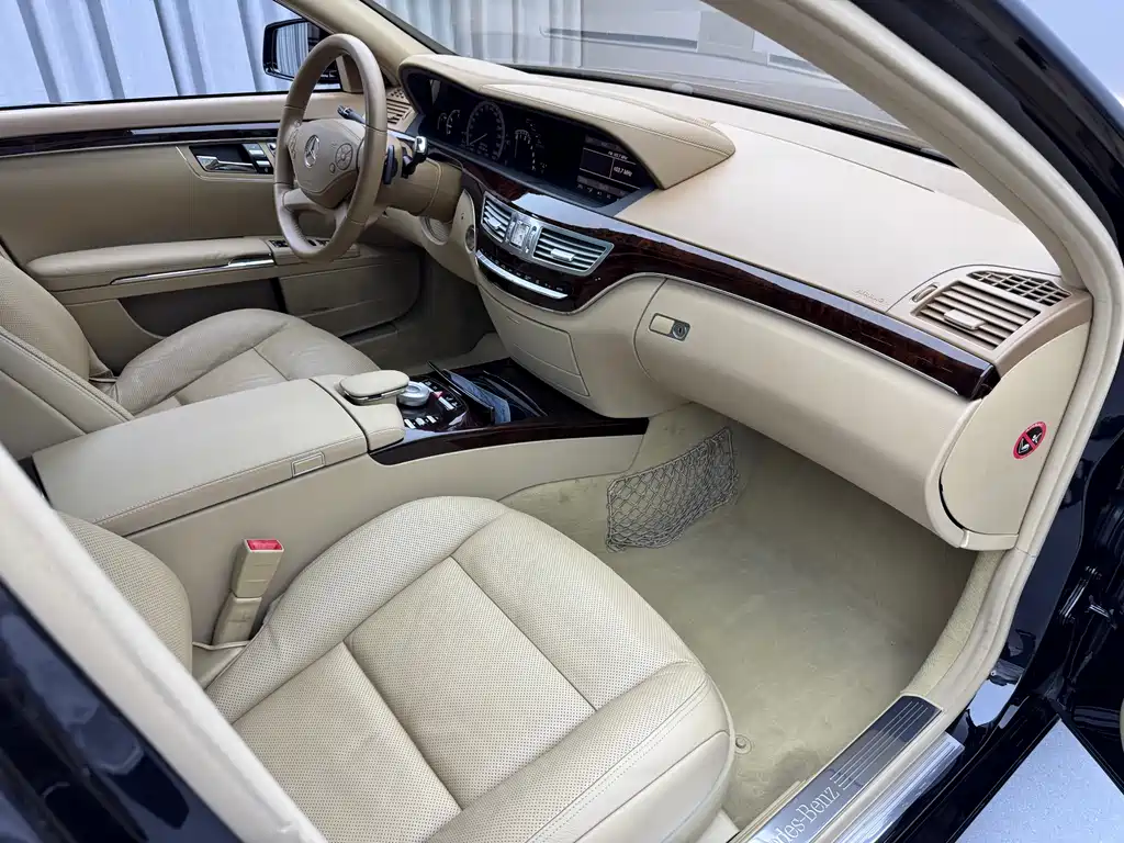 Mercedes-Benz S-Class 2010 — фото 13