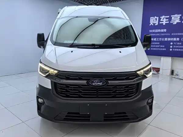 Ford Transit 2023