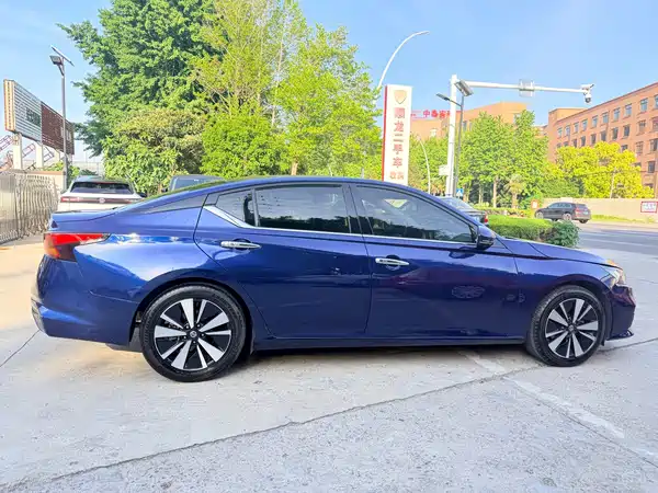Nissan Teana 2021