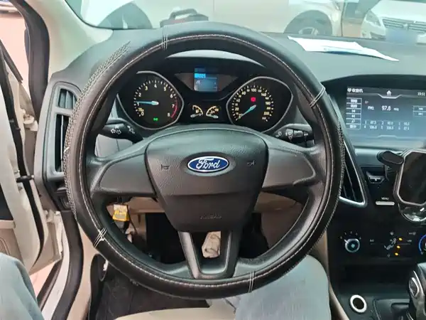 Ford Focus 2015
