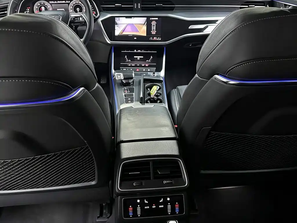 Audi A7L 2023 — фото 4