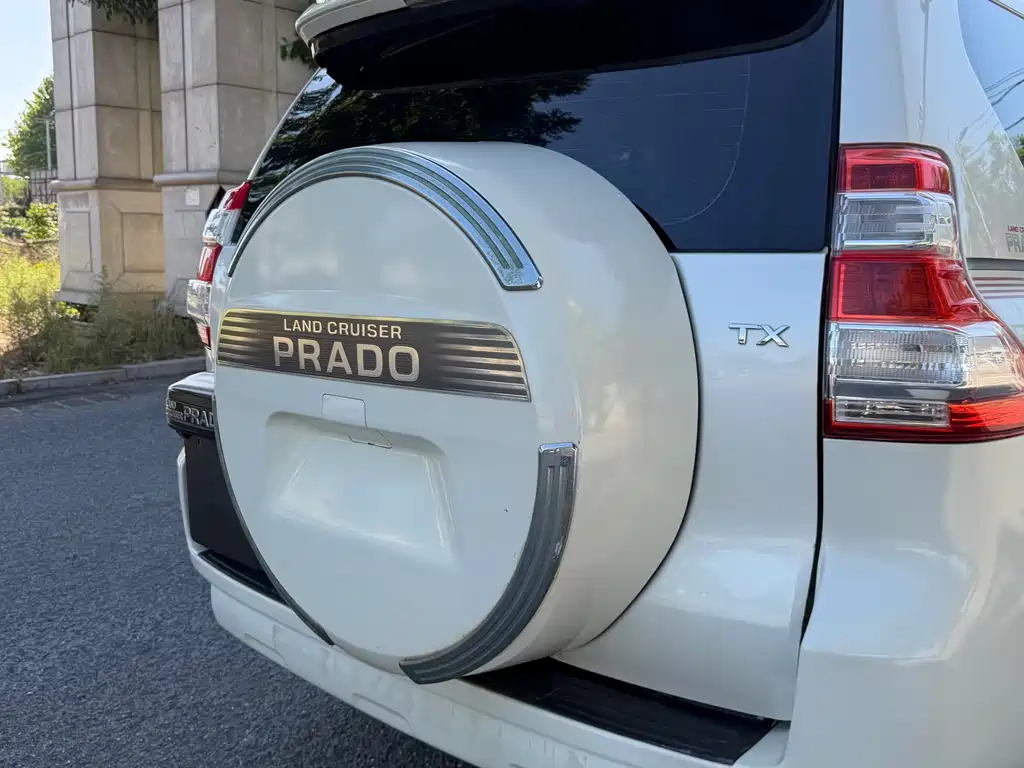 Toyota Prado 2016 — фото 12