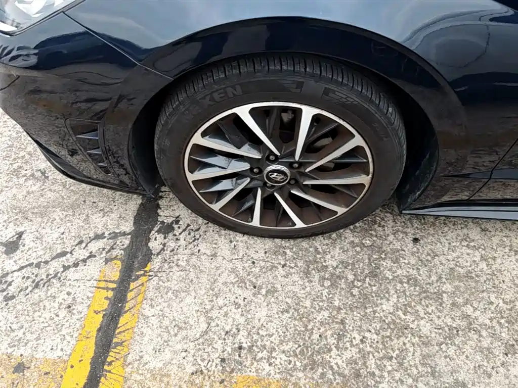 Hyundai Sonata 2020 — фото 23