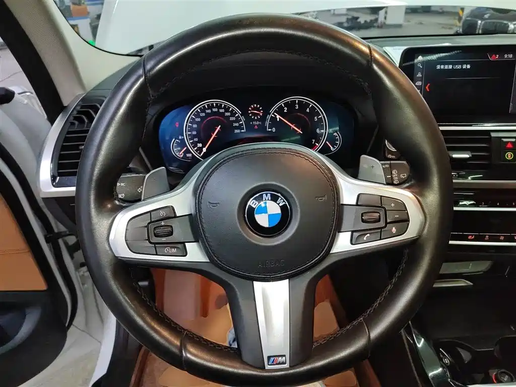 BMW X3 2018 — фото 11