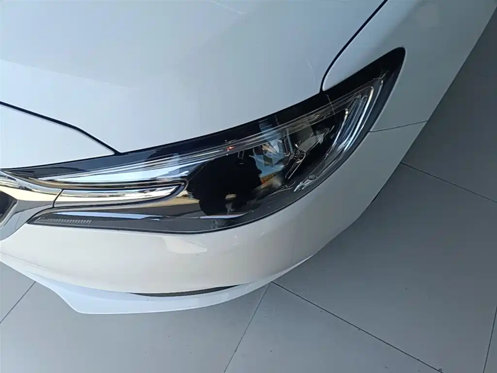 Buick Excelle 2021 — фото 24