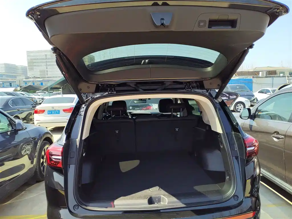Buick Envision Plus 2022 — фото 9