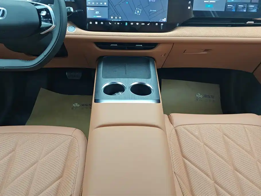 Changan CS75 PLUS 2026 — фото 16
