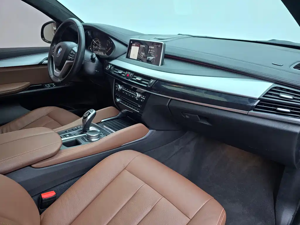 BMW X6 2018 — фото 14