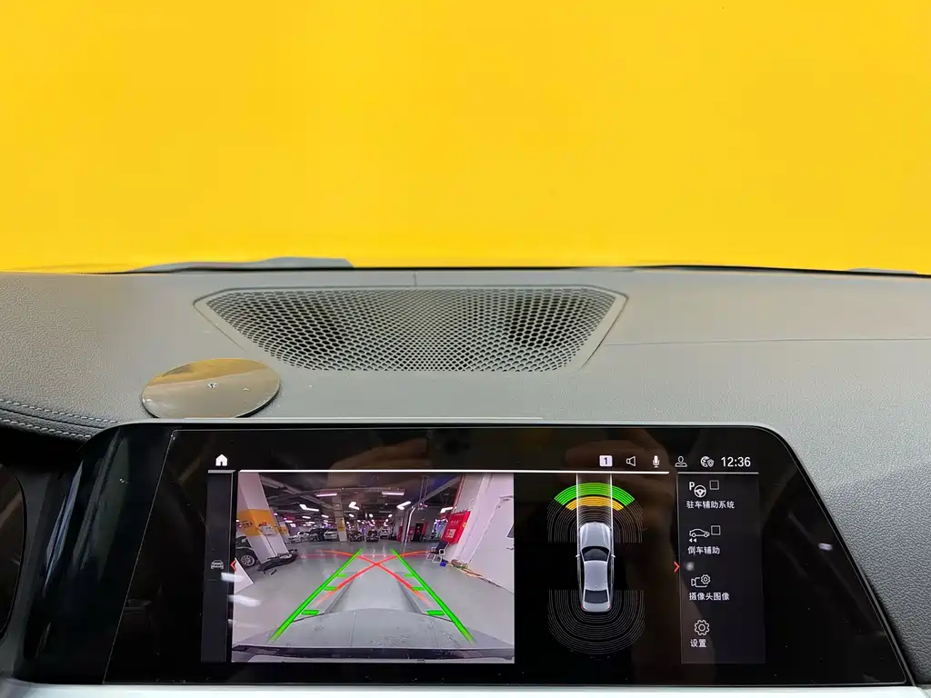 BMW 3 Series 2020 — фото 23