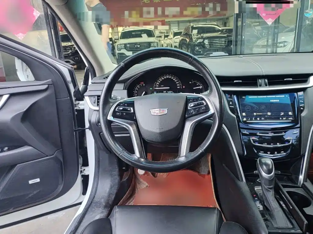 Cadillac XTS 2019 — фото 11