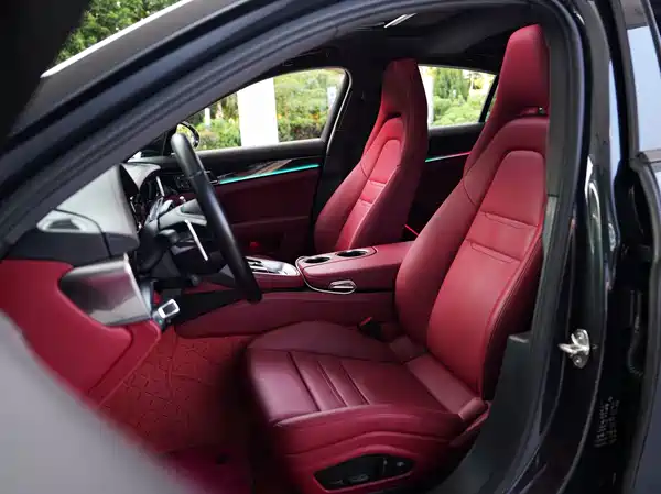 Porsche Panamera 2024