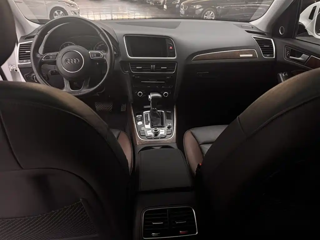 Audi Q5 2017 — фото 15