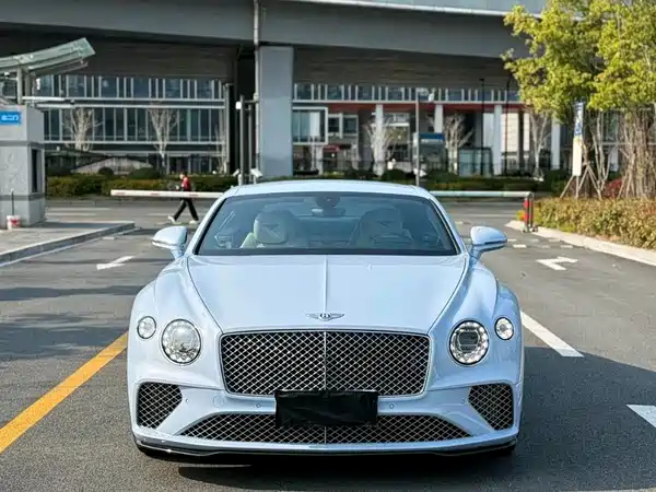 Bentley Continental 2022