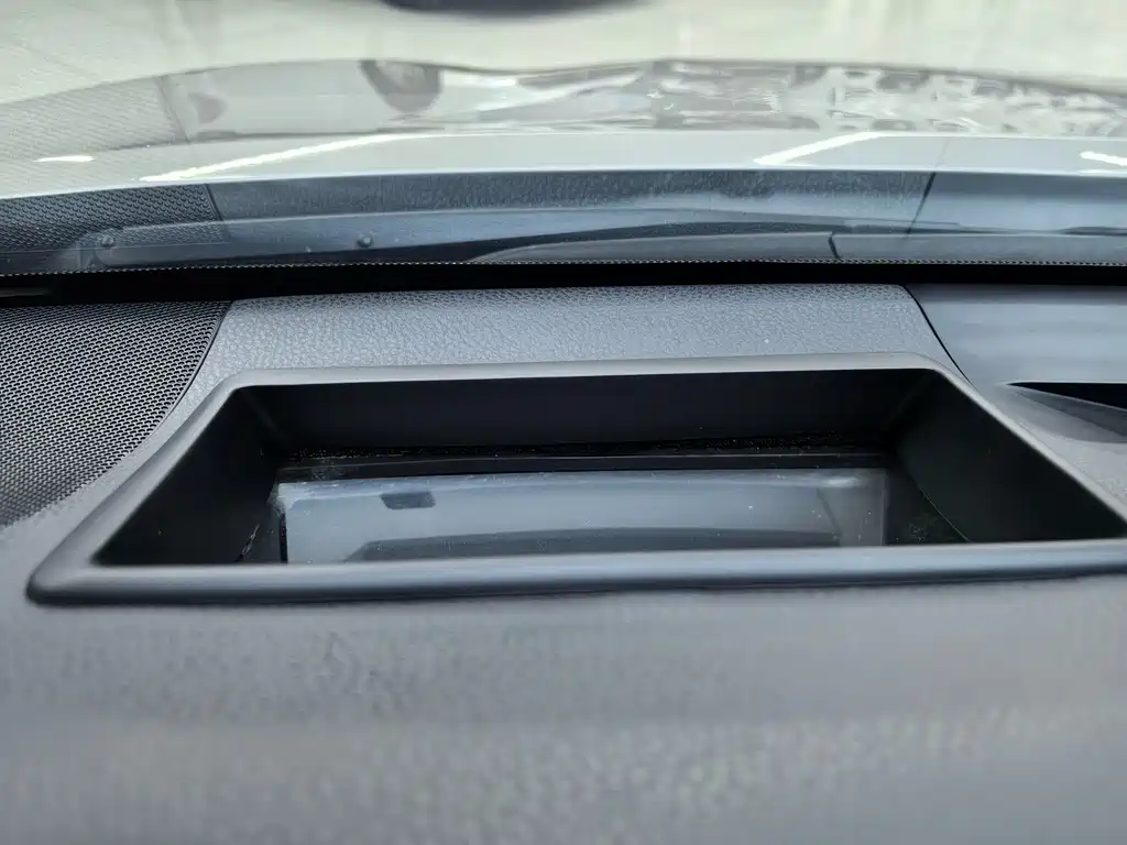 Toyota Camry 2020 — фото 13