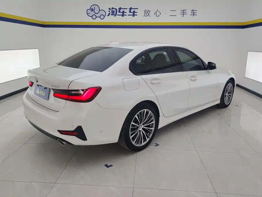 BMW 3 Series 2021