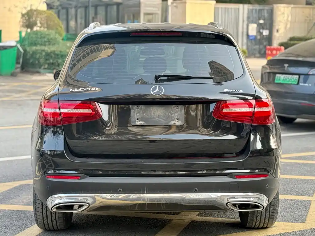 Mercedes-Benz GLC 2018 — фото 20