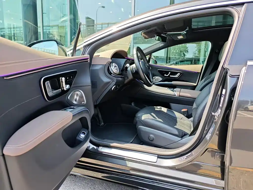 Mercedes-Benz EQS 2023 — фото 3