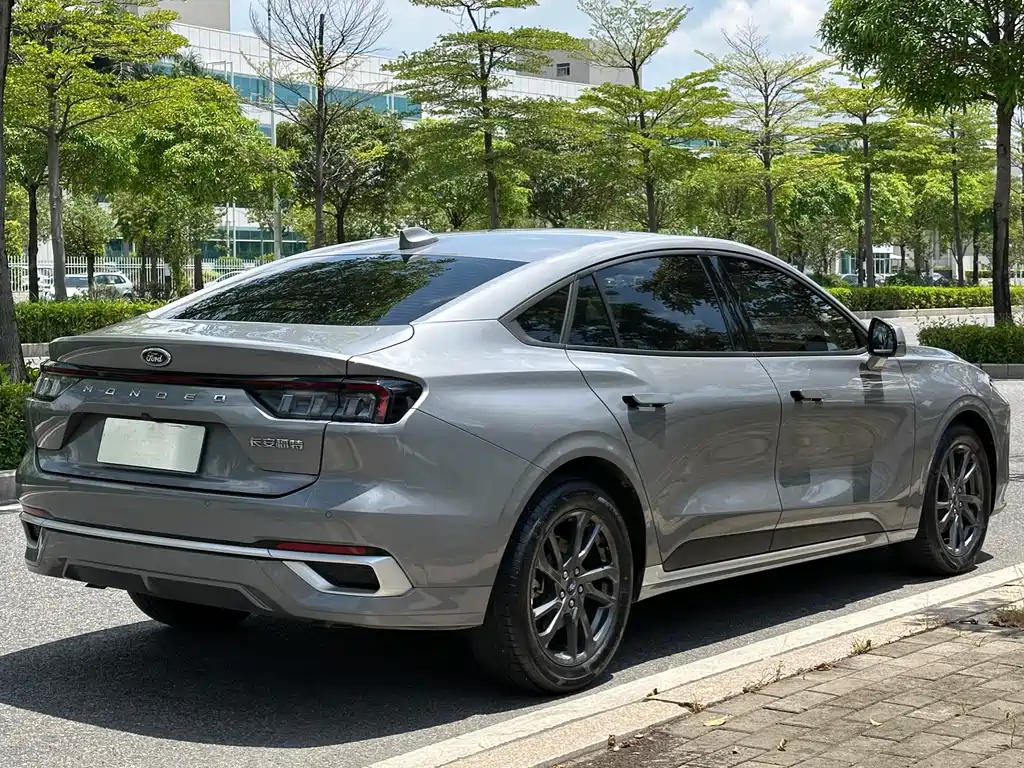 Ford Mondeo 2024 — фото 14