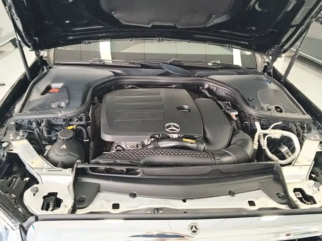 Mercedes-Benz E-Class 2020 — фото 20