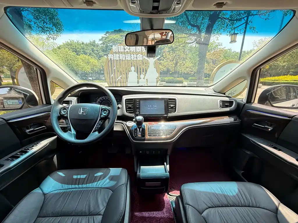 Honda Odyssey 2020 — фото 11
