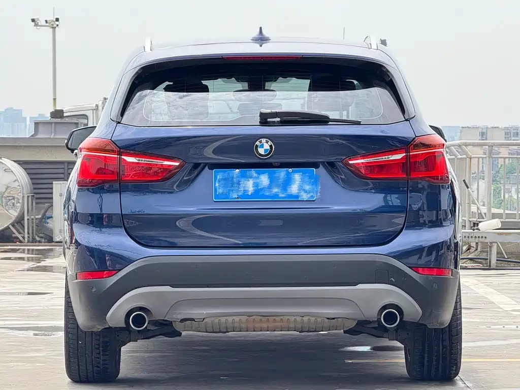 BMW X1 2018 — фото 12