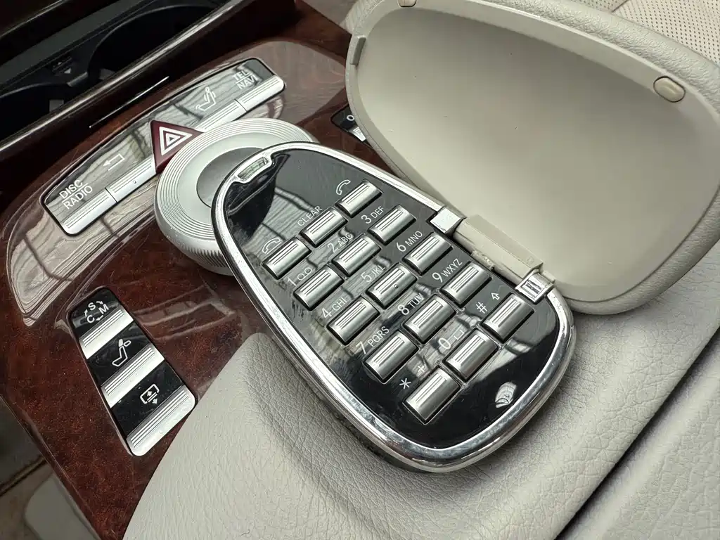 Mercedes-Benz S-Class 2010 — фото 10