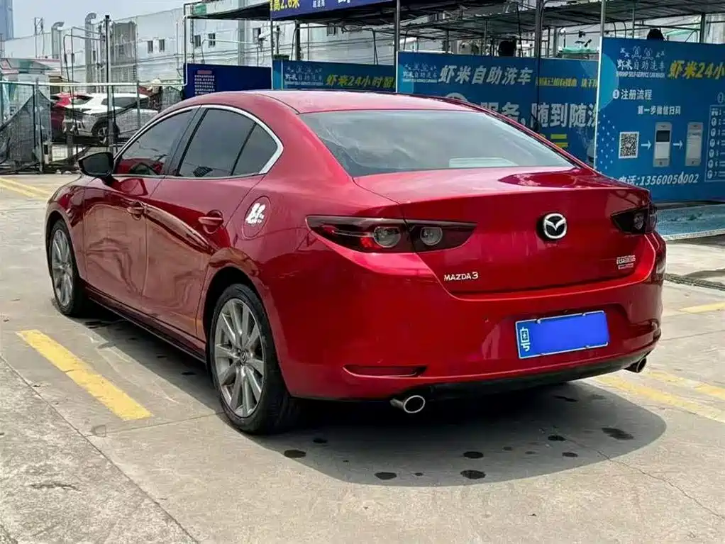 Mazda 3 Axela 2020 — фото 7