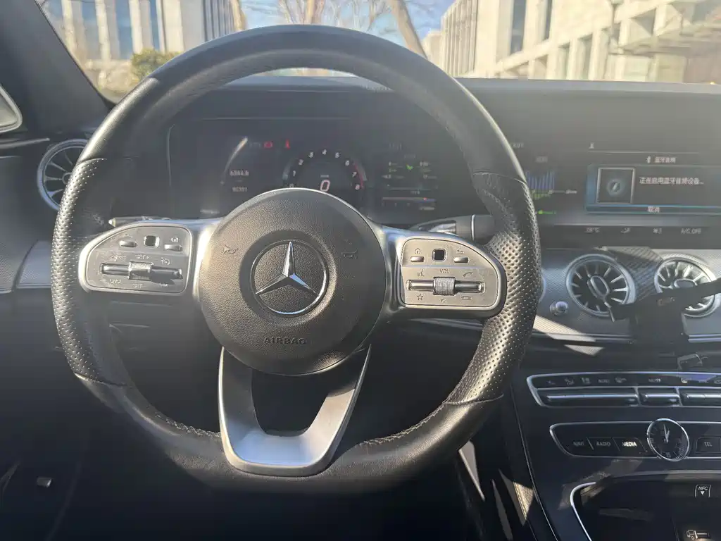 Mercedes-Benz E-Class 2019 — фото 7