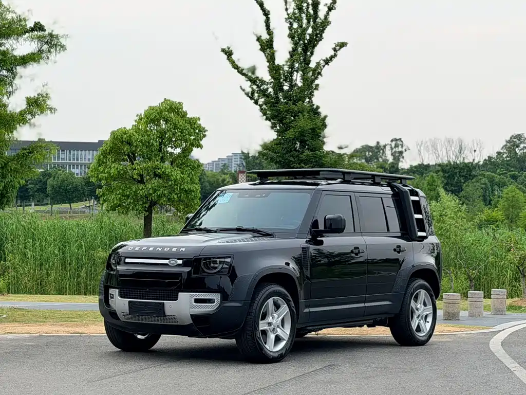 Land Rover Defender 2020