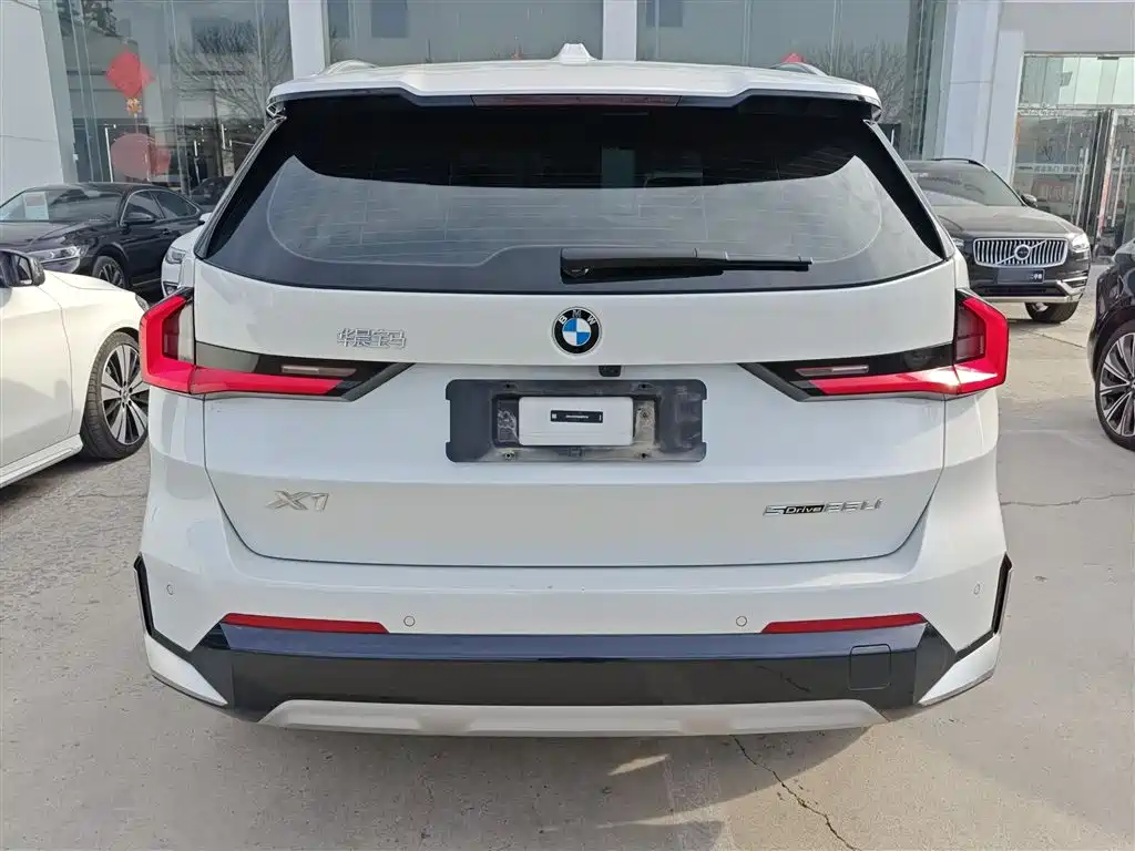 BMW X1 2024 — фото 6