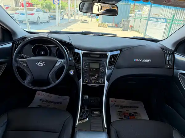 Hyundai Sonata 2013