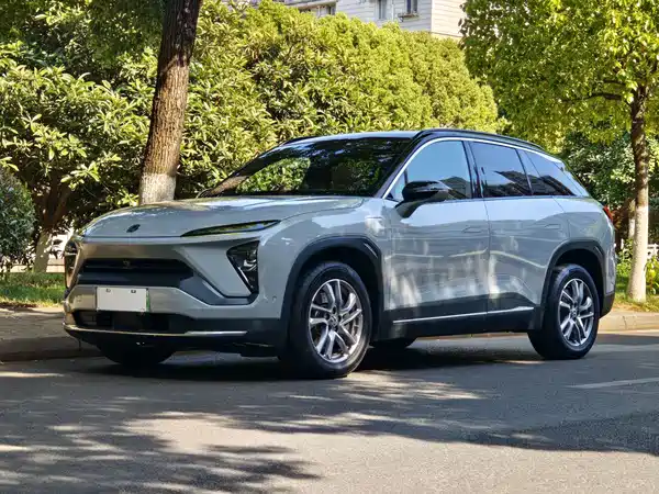 NIO ES6 2020