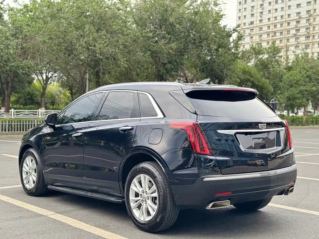 Cadillac XT5 2021 — фото 13