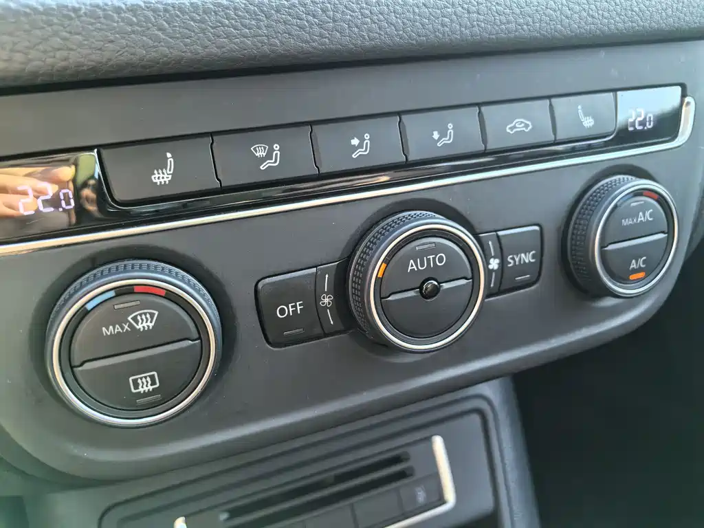 Volkswagen Tiguan 2015 — фото 10