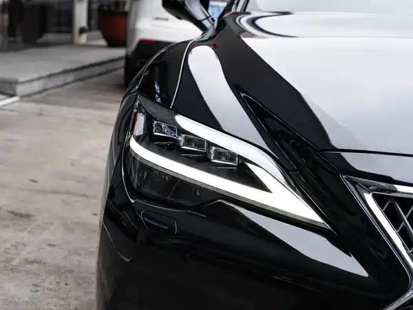 Lexus LS 2022