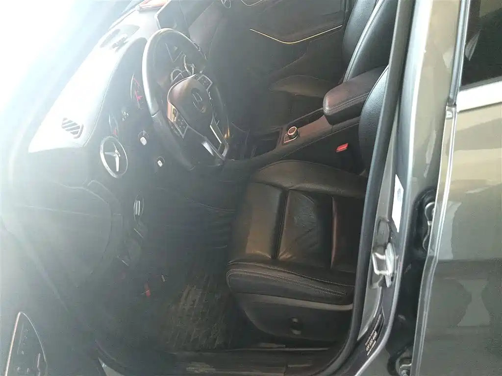 Mercedes-Benz GLA 2017 — фото 15