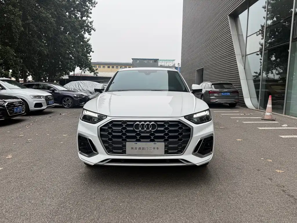 Audi Q5L 2023 — фото 2