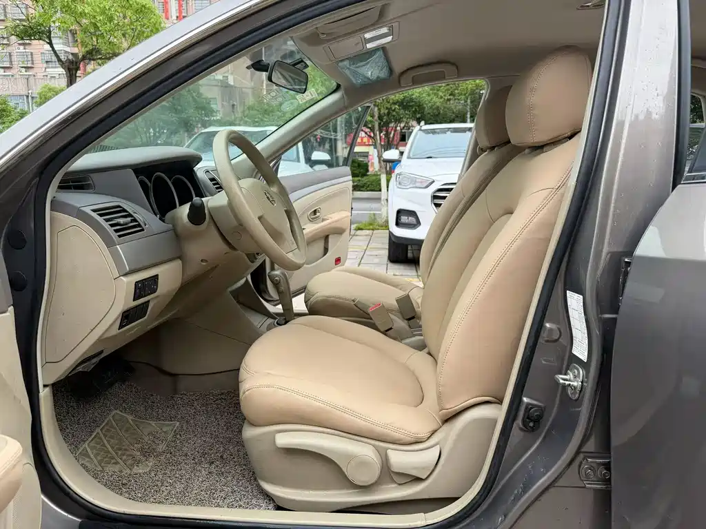 Nissan Sylphy 2015 — фото 4