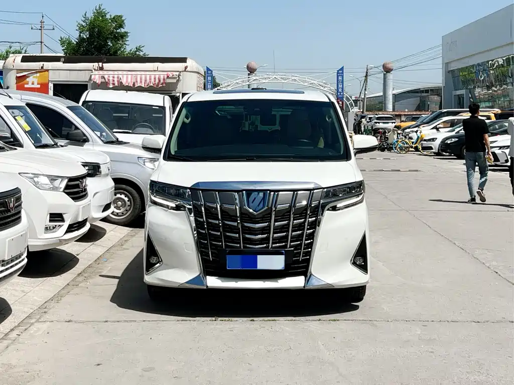Toyota Alphard 2021 — фото 2
